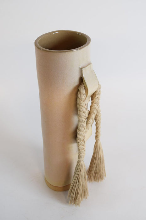 VASE 696 TAN I Karen Tinney