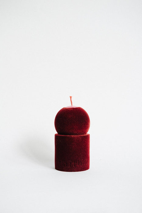 Lulu Candle Velvet Wine by Taith